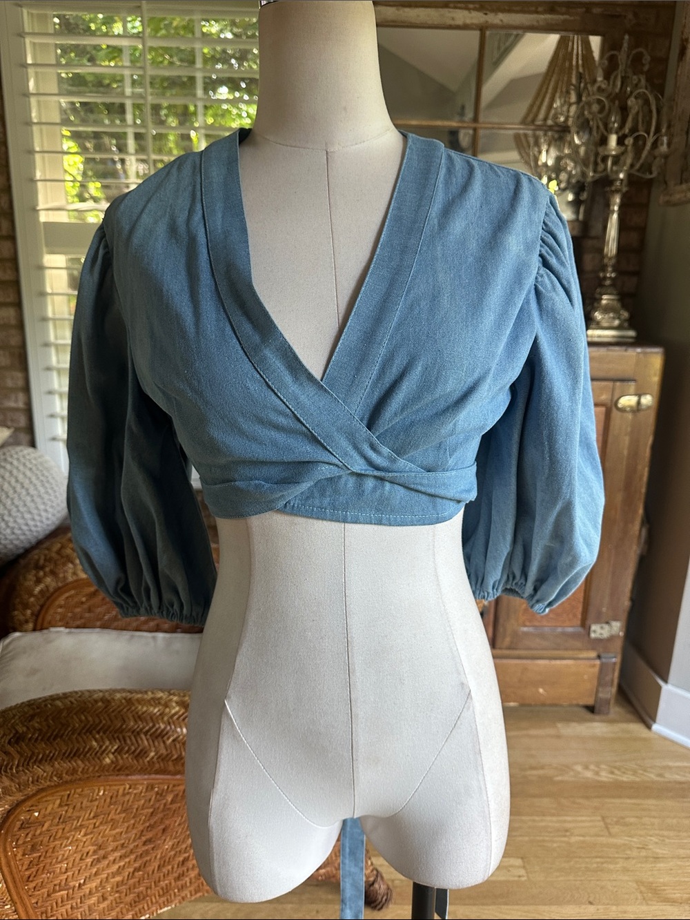 HOUSE OF LANCRY CROP DENIM TOP MEDIUM NEW